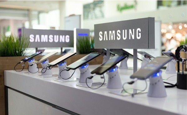 Samsung’s smartphone shipments decreased by 15.4 percent in the April-June period