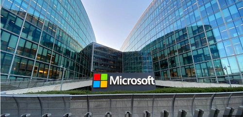 Microsoft faces £1bn class action